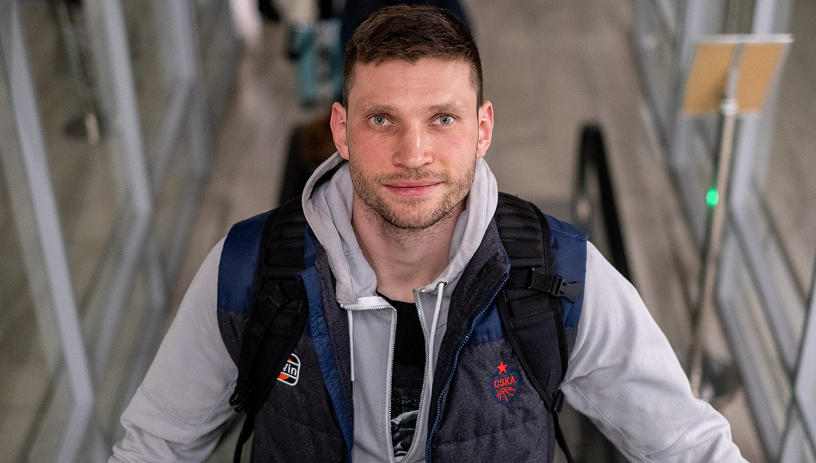 Иван Ухов остается в ЦСКА