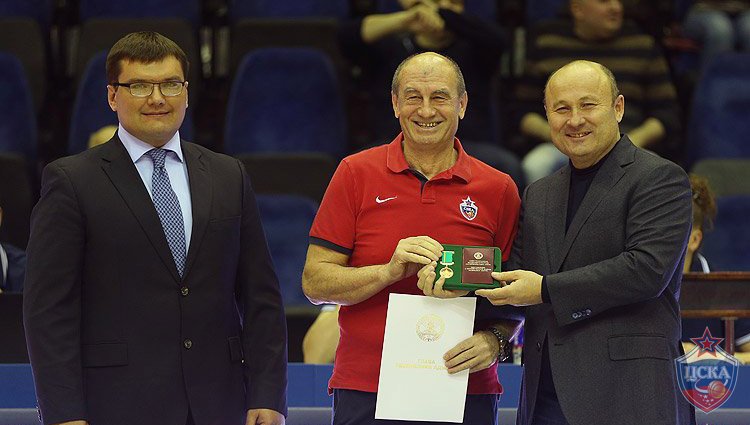 Аскер Барчо получил награду Республики Адыгея