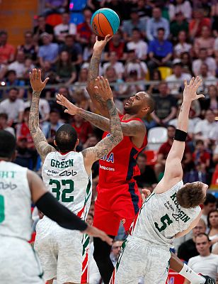 Амат М'Бай (фото: М. Сербин, cskabasket.com)