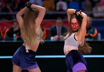 Группа поддержки ЦСКА (фото: М. Сербин, cskabasket.com)