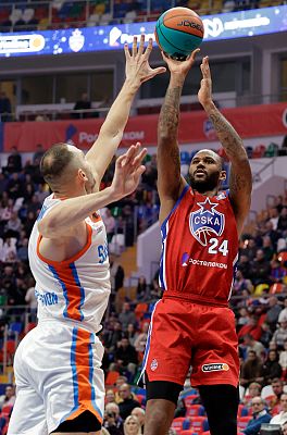 Амат М'Бай (фото: Т. Макеева, cskabasket.com)
