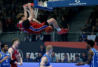 Демид Тюлюбаев (фото: М. Сербин, cskabasket.com)