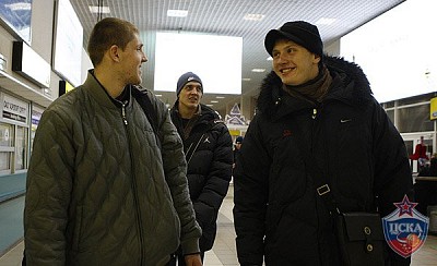 Viktor Khryapa, Alexander Kaun and Andrey Vorontsevich (photo M. Serbin, cskabasket.com)