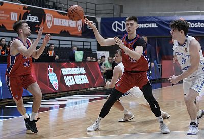 (фото: Т. Макеева, cskabasket.com)