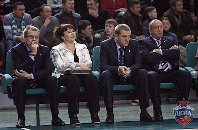 Сергей Рябец, Наталия Фураева, Андрей Ватутин и Юрий Юрков (фото М. Сербин, cskabasket.com)