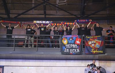 Болельщики ЦСКА (фото: М. Сербин, cskabasket.com)