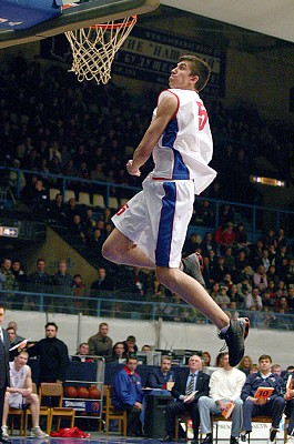 Igor Tkachenko (photo cskabasket.com)