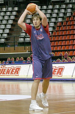 Matjaz Smodis (photo cskabasket.com)