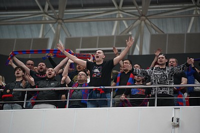 Болельщики ЦСКА (фото: Т. Макеева, cskabasket.com)