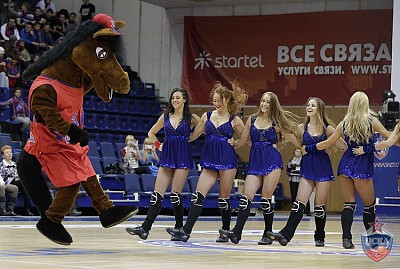 CSKA dance team (photo T. Makeeva, cskabasket.com)