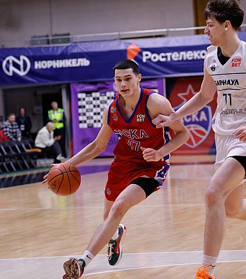  Сергей Новиков (фото: Т. Макеева, cskabasket.com)