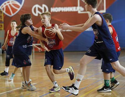 (фото: М. Сербин, cskabasket.com)