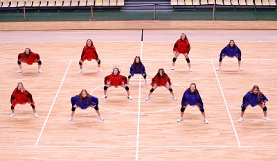 Группа поддержки ЦСКА (фото: М. Сербин, cskabasket.com)