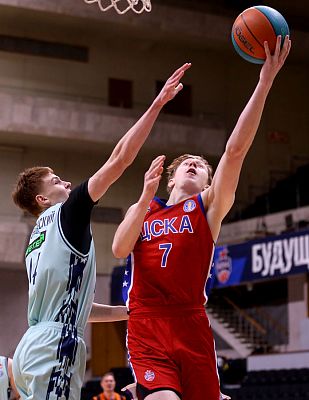 Егор Колесник (фото: М. Сербин, cskabasket.com)