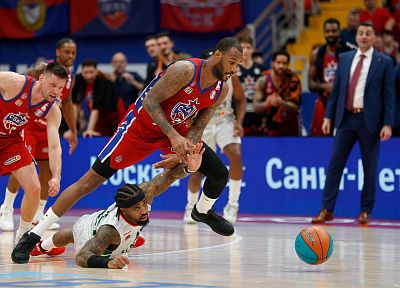 Амат М'Бай (фото: М. Сербин, cskabasket.com)