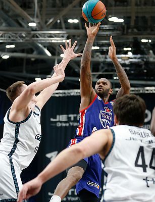Амат М'Бай (фото: М. Сербин, cskabasket.com)