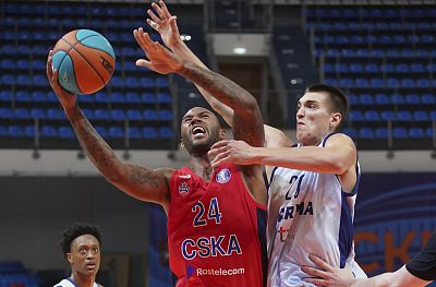  Амат М'Бай (фото: Т. Макеева, cskabasket.com)