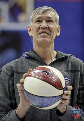 Алжан Жармухамедов   (фото М. Сербин, cskabasket.com)