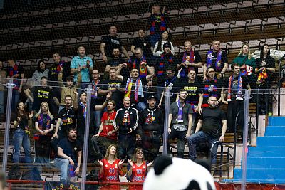 Болельщики ЦСКА (фото: М. Сербин, cskabasket.com)