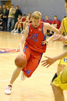 Иван Гусев (фото cskabasket.com)