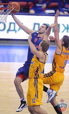 Владимир Мицов (фото Ю. Кузьмин, cskabasket.com)