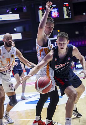 (фото: Т. Макеева, cskabasket.com)