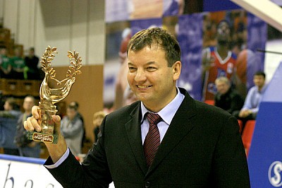 Лучший спортивный менеджер-2002 (фото М.Сербин)