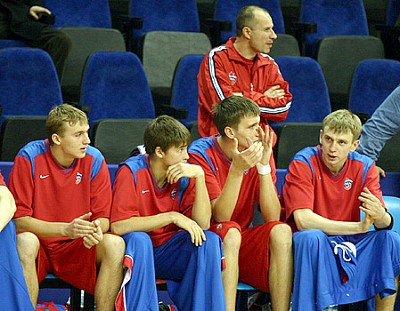 CSKA bench (photo cskabasket.com)