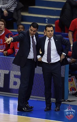Андреас Пистиолис и Димитрис Итудис (фото: М. Сербин, cskabasket.com)