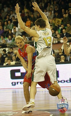 Антон Понкрашов (фото М. Сербин, cskabasket.com)