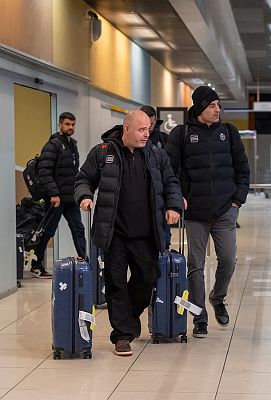 Денис Годлевский и Андреас Пистиолис (фото: М. Сербин, cskabasket.com)
