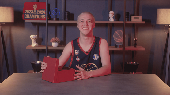 Распаковка абонемента на домашние матчи ЦСКА вместе с KolyaSick из HOOPS!