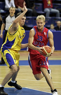 Anton Ponkrashov vs Nikita Shabalkin (photo M. Serbin)