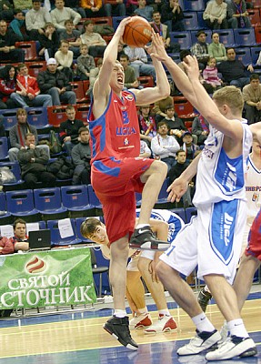 Ярослав Королев (фото cskabasket.com)
