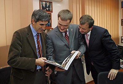 Жорди Бертомео, Сергей Кущенко, Андрей Ватутин  (фото М. Сербин)