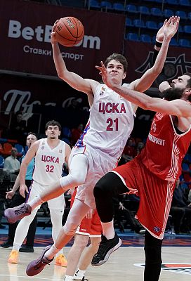 (фото: Т. Макеева, cskabasket.com)