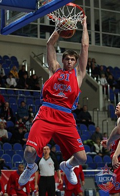 Viktor Khryapa  (photo Y. Kuzmin, cskabasket.com)