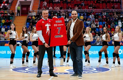(фото: М. Сербин, cskabasket.com)