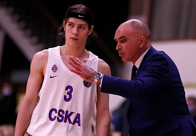 Предраг Бадняревич и Владимир Карпенко (фото: М. Сербин, cskabasket.com)