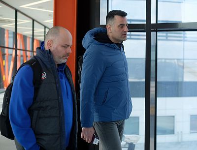 Денис Годлевский и Андреас Пистиолис (фото: М. Сербин, cskabasket.com)
