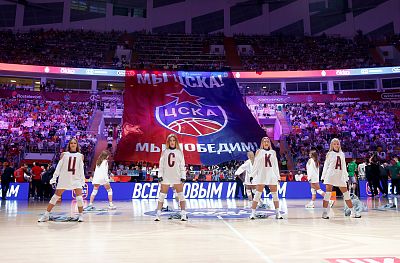 Группа поддержки ЦСКА (фото: М. Сербин, cskabasket.com)