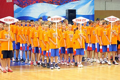 Парад участников (фото Ю. Кузьмин)