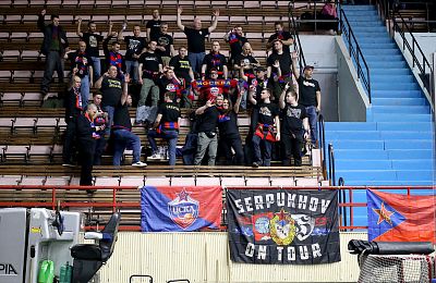 Болельщики ЦСКА (фото: М. Сербин, cskabasket.com)
