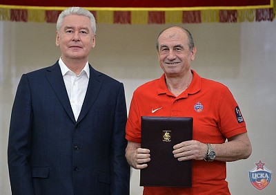 Сергей Собянин и Аскер Барчо  (фото В. Астапкович/Россия Сегодня)