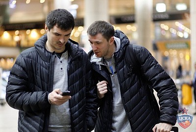 Anton Yudin and Vitaly Fridzon (photo: M. Serbin, cskabasket.com)