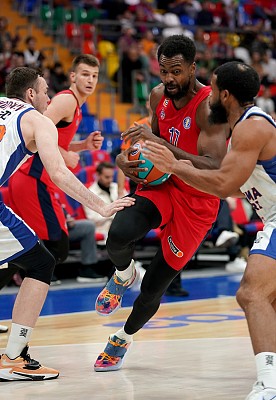 Ливио Жан-Шарль (фото: Т. Макеева, cskabasket.com)