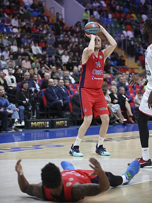 Деян Давидовац (фото: Т. Макеева, cskabasket.com)