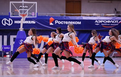 Группа поддержки ЦСКА (фото: М. Сербин, cskabasket.com)