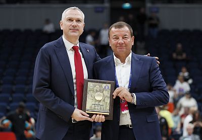 Эмил Райкович и Сергей Кущенко (фото: М. Сербин, cskabasket.com)