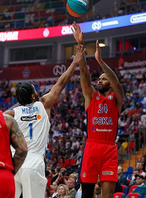Амат М'Бай (фото: М. Сербин, cskabasket.com)